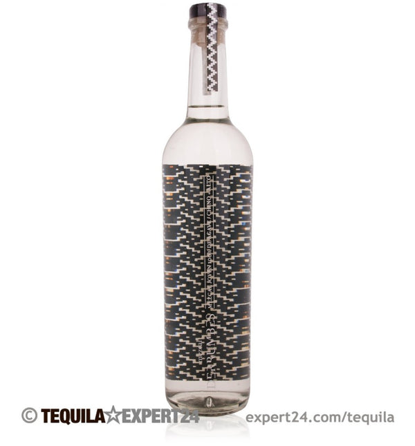 Derrumbes Mezcal Tequila